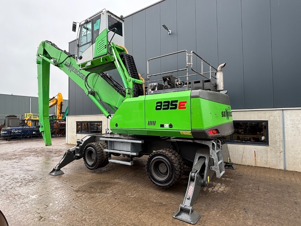 Sennebogen 835 M - 835 E - 835E - 835M - Manipulador de materiales: foto 3 Sennebogen 835 M - 835 E - 835E - 835M - Manipulador de materiales: foto 3