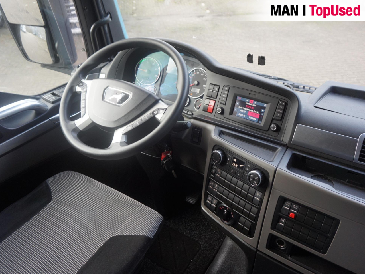 MAN TGX 18.420 4X2 BLS - Cabeza tractora: foto 2 MAN TGX 18.420 4X2 BLS - Cabeza tractora: foto 2