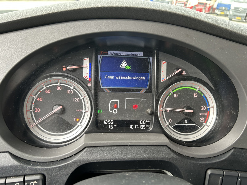 DAF XF 440 FT SC / Smart Tacho V2 / 2 Tanks / Stand Klima - Cabeza tractora: foto 4 DAF XF 440 FT SC / Smart Tacho V2 / 2 Tanks / Stand Klima - Cabeza tractora: foto 4