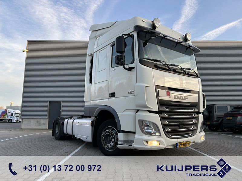 DAF XF 440 FT SC / Smart Tacho V2 / 2 Tanks / Stand Klima - Cabeza tractora: foto 1 DAF XF 440 FT SC / Smart Tacho V2 / 2 Tanks / Stand Klima - Cabeza tractora: foto 1