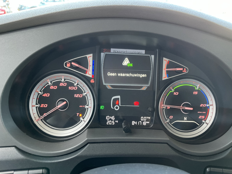 DAF XF 480 FT SSC / 841 dkm / New Tacho / 2 Tanks / Stand Airco / APK TUV 02-26 - Cabeza tractora: foto 4 DAF XF 480 FT SSC / 841 dkm / New Tacho / 2 Tanks / Stand Airco / APK TUV 02-26 - Cabeza tractora: foto 4