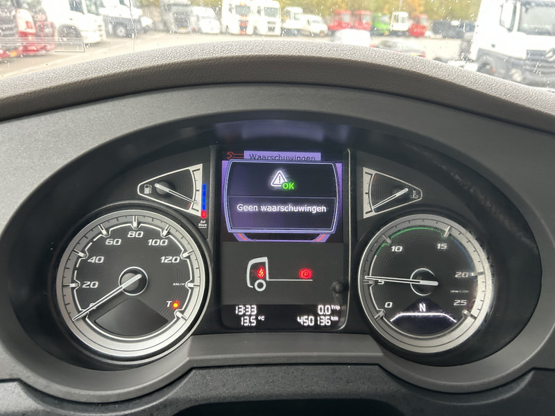 DAF XF 480 FT Space Cab / 450 dkm / New Tacho V2 / 2 Tanks / APK TUV 07-26 - Cabeza tractora: foto 4 DAF XF 480 FT Space Cab / 450 dkm / New Tacho V2 / 2 Tanks / APK TUV 07-26 - Cabeza tractora: foto 4