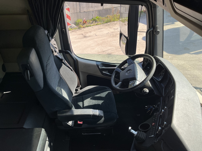 Mercedes-Benz Actros 1842 Streamspace / 870 dkm / 2 Tanks / NL Truck - Cabeza tractora: foto 3 Mercedes-Benz Actros 1842 Streamspace / 870 dkm / 2 Tanks / NL Truck - Cabeza tractora: foto 3