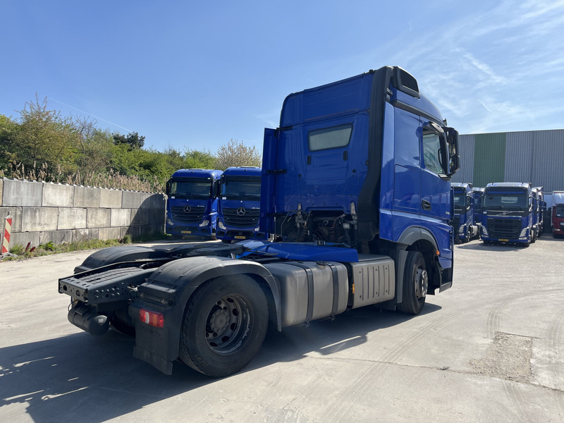 Mercedes-Benz Actros 1842 Streamspace / 897 dkm / 2 Tanks / NL Truck - Cabeza tractora: foto 2 Mercedes-Benz Actros 1842 Streamspace / 897 dkm / 2 Tanks / NL Truck - Cabeza tractora: foto 2
