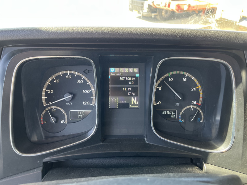 Mercedes-Benz Actros 1842 Streamspace / 897 dkm / 2 Tanks / NL Truck - Cabeza tractora: foto 4 Mercedes-Benz Actros 1842 Streamspace / 897 dkm / 2 Tanks / NL Truck - Cabeza tractora: foto 4