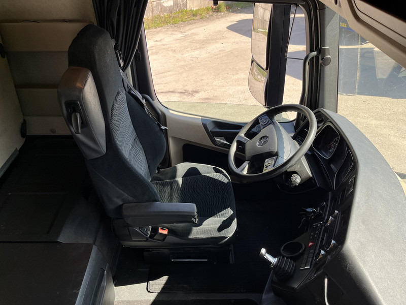 Mercedes-Benz Actros 1842 Streamspace / 904 dkm / 2 Tanks / NL Truck - Cabeza tractora: foto 3 Mercedes-Benz Actros 1842 Streamspace / 904 dkm / 2 Tanks / NL Truck - Cabeza tractora: foto 3