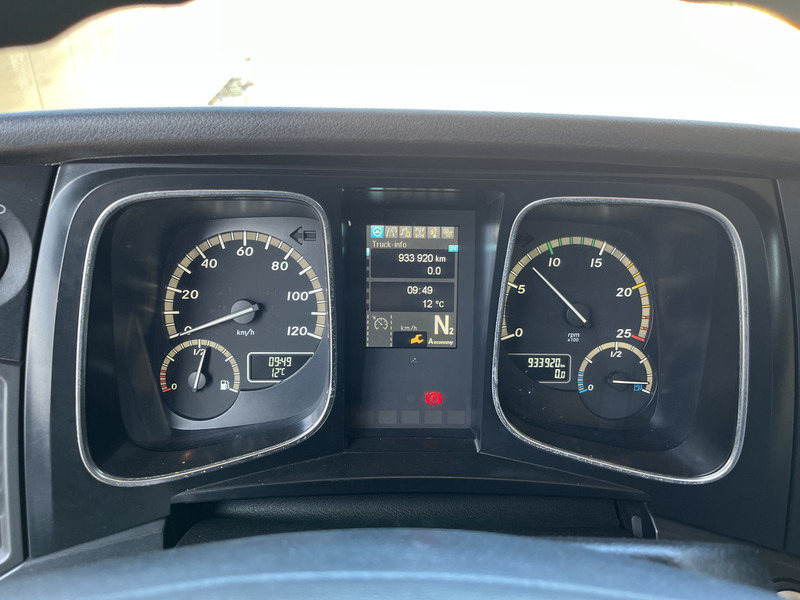 Mercedes-Benz Actros 1842 Streamspace / 933 dkm / 2 Tanks / NL Truck - Cabeza tractora: foto 4 Mercedes-Benz Actros 1842 Streamspace / 933 dkm / 2 Tanks / NL Truck - Cabeza tractora: foto 4