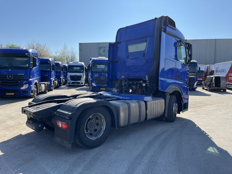 Mercedes-Benz Actros 1842 Streamspace / 937 dkm / 2 Tanks / NL Truck - Cabeza tractora: foto 2 Mercedes-Benz Actros 1842 Streamspace / 937 dkm / 2 Tanks / NL Truck - Cabeza tractora: foto 2