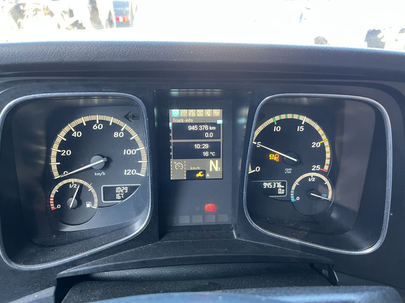 Mercedes-Benz Actros 1842 Streamspace / 945 dkm / 2 Tanks / NL Truck - Cabeza tractora: foto 4 Mercedes-Benz Actros 1842 Streamspace / 945 dkm / 2 Tanks / NL Truck - Cabeza tractora: foto 4
