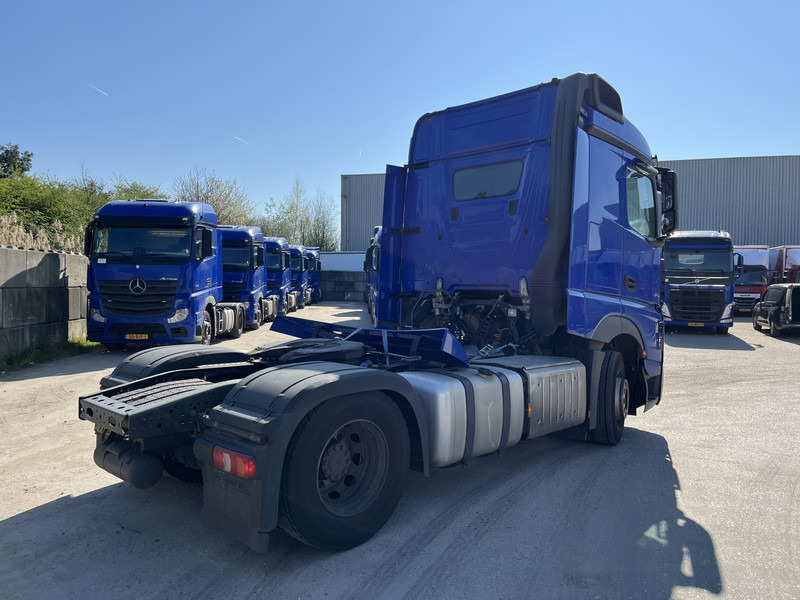 Mercedes-Benz Actros 1842 Streamspace / 945 dkm / 2 Tanks / NL Truck - Cabeza tractora: foto 2 Mercedes-Benz Actros 1842 Streamspace / 945 dkm / 2 Tanks / NL Truck - Cabeza tractora: foto 2