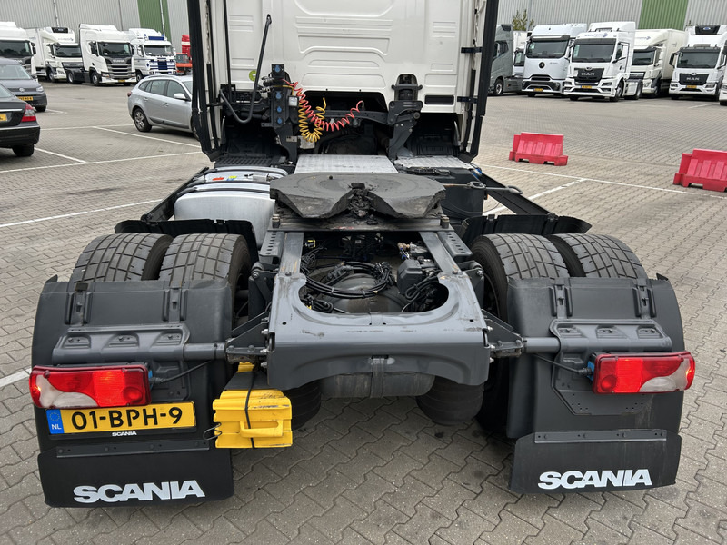 Cabeza tractora Scania R450 Highline / Retarder / 779 dkm / APK TUV 03-26: foto 14 Cabeza tractora Scania R450 Highline / Retarder / 779 dkm / APK TUV 03-26: foto 14