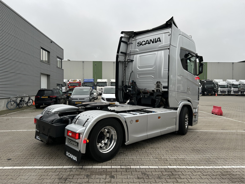 Scania S 520 V8 Highline / Retarder / 920 dkm / 2 Tanks / Full Air / Smart Tacho V2 - Cabeza tractora: foto 2 Scania S 520 V8 Highline / Retarder / 920 dkm / 2 Tanks / Full Air / Smart Tacho V2 - Cabeza tractora: foto 2