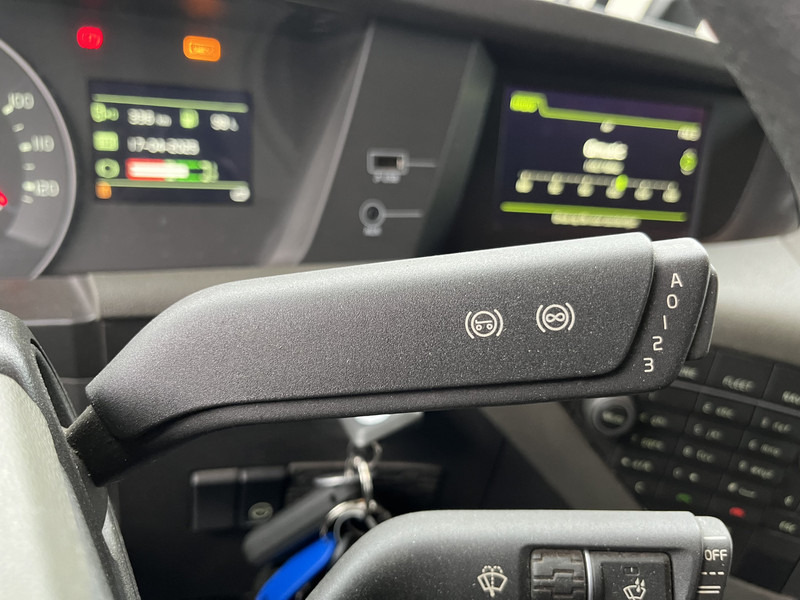 Volvo FH 420 Globetrotter / Dynamic Steering / New Tacho V2 / VEB+ / APK TUV 10-25 - Cabeza tractora: foto 5 Volvo FH 420 Globetrotter / Dynamic Steering / New Tacho V2 / VEB+ / APK TUV 10-25 - Cabeza tractora: foto 5