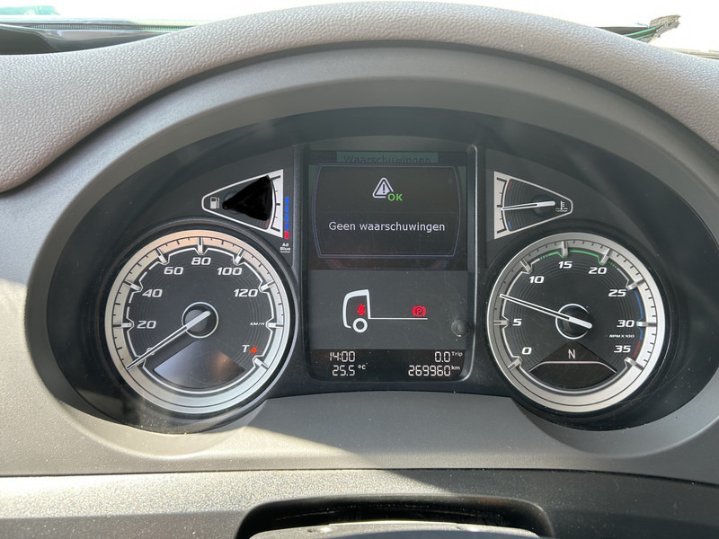 DAF CF 260 FA / Carrier Koeler - 30 gr / Chereau Frigobox / Laadklep 2000 kg - Camión frigorífico: foto 4 DAF CF 260 FA / Carrier Koeler - 30 gr / Chereau Frigobox / Laadklep 2000 kg - Camión frigorífico: foto 4