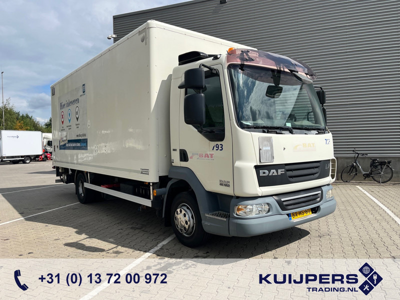 DAF LF 45.160 / 49 DKM! / 12 ton / Loadlift / NL Truck / APK-TUV 01-26 - Camión caja cerrada: foto 1 DAF LF 45.160 / 49 DKM! / 12 ton / Loadlift / NL Truck / APK-TUV 01-26 - Camión caja cerrada: foto 1
