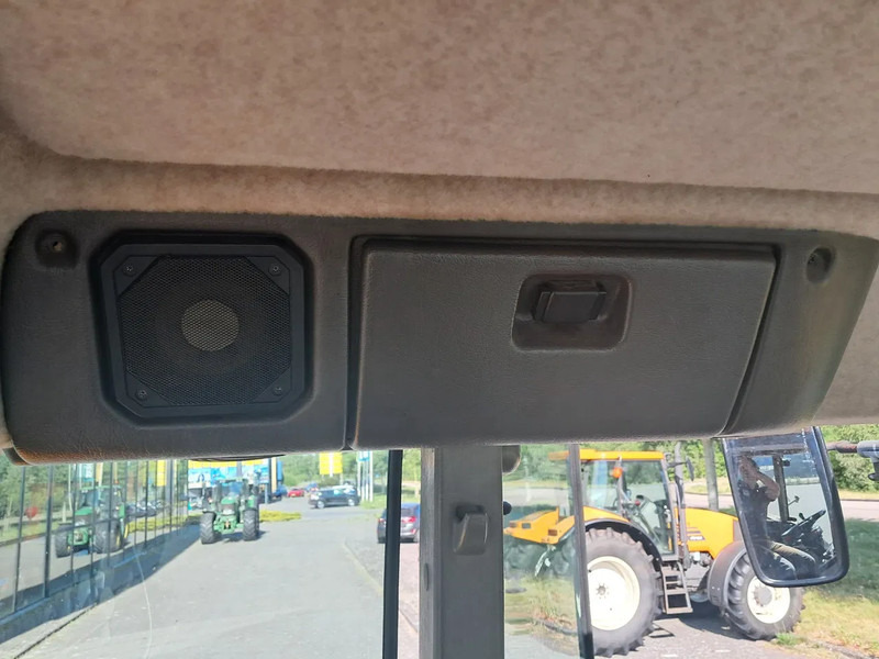 Renault ARES 640 RZ ARES 640 RZ - Tractor: foto 4 Renault ARES 640 RZ ARES 640 RZ - Tractor: foto 4