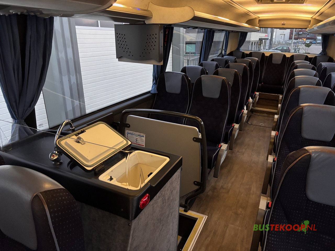 VDL Futura FHD2-129/410 - Autocar: foto 4 VDL Futura FHD2-129/410 - Autocar: foto 4