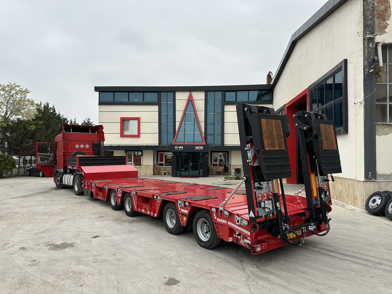Semirremolque góndola rebajadas nuevo GVN Trailer 4 AXLE LOWBED WITH WHEEL RECESSES: foto 6