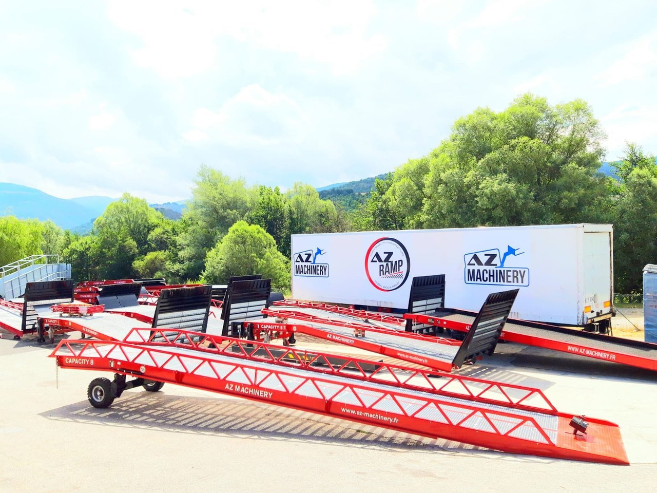 AZ RAMP-EASY XL-20 . Mobil Loading Ramp WIDE With Level Off, 20 t Capacity - Rampa de carga: foto 4 AZ RAMP-EASY XL-20 . Mobil Loading Ramp WIDE With Level Off, 20 t Capacity - Rampa de carga: foto 4