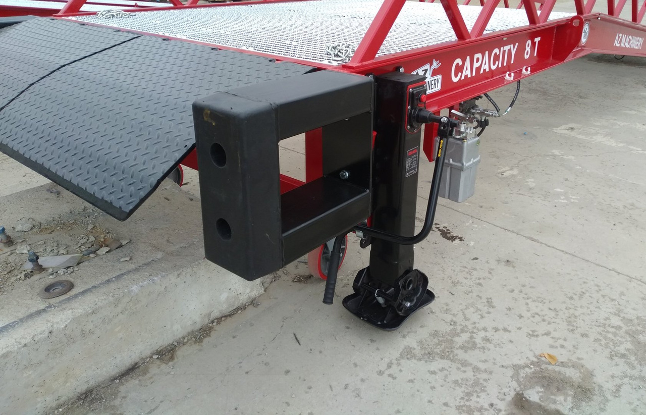 Loading Ramp with with hydraulic tilting bridge - AZ RAMP - STAR- 8T-ZR. 8 ton capacity - Rampa de carga: foto 4 Loading Ramp with with hydraulic tilting bridge - AZ RAMP - STAR- 8T-ZR. 8 ton capacity - Rampa de carga: foto 4