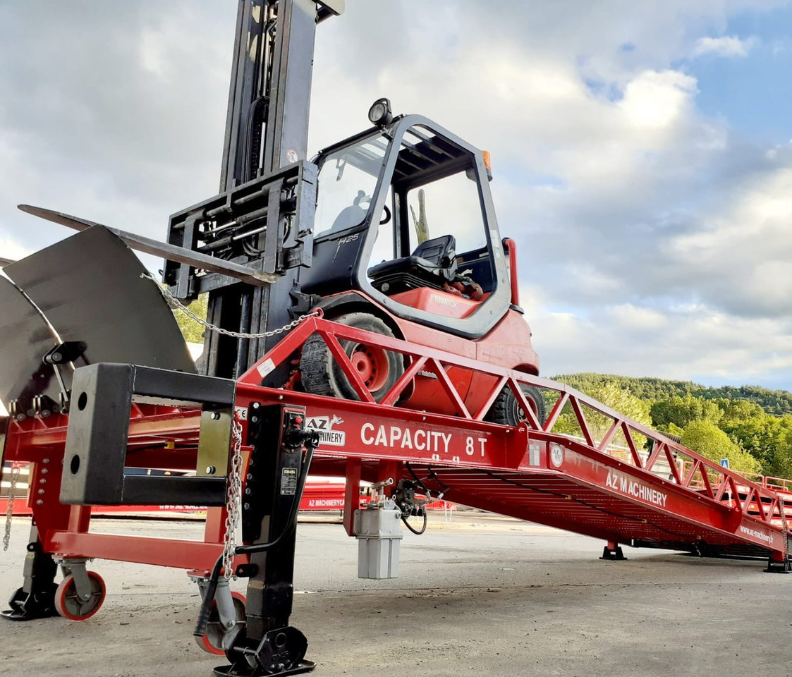 Loading Ramp with with hydraulic tilting bridge - AZ RAMP - STAR- 8T-ZR. 8 ton capacity - Rampa de carga: foto 2 Loading Ramp with with hydraulic tilting bridge - AZ RAMP - STAR- 8T-ZR. 8 ton capacity - Rampa de carga: foto 2