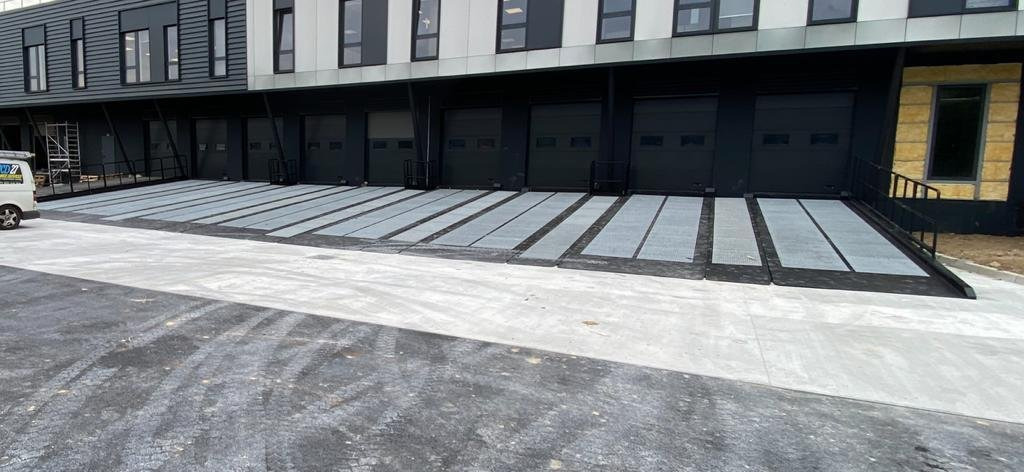Loading ramp- AZ RAMP-Customised - Rampa de carga: foto 1 Loading ramp- AZ RAMP-Customised - Rampa de carga: foto 1
