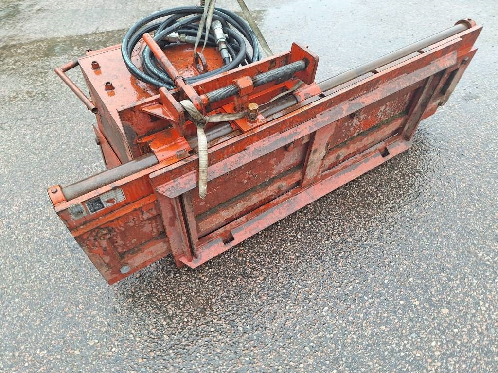 Baumasch Brohl F2002-1 - Construcción de carreteras: foto 5 Baumasch Brohl F2002-1 - Construcción de carreteras: foto 5