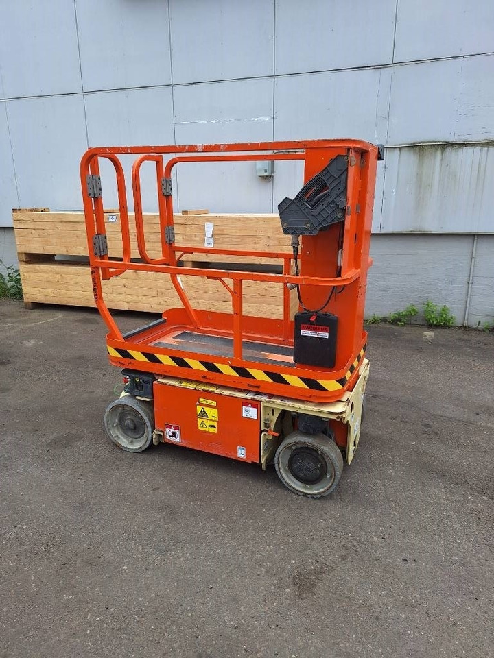 Plataforma de tijeras JLG 1230 ES uudet akut!! Muuttoale!: foto 13