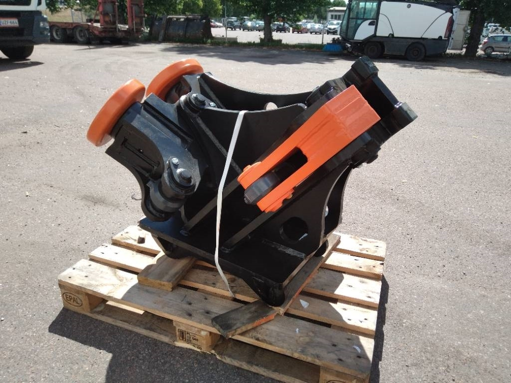 Tarfin RKH-V4 Rail handling device S60 - Equipo de construcción: foto 1 Tarfin RKH-V4 Rail handling device S60 - Equipo de construcción: foto 1