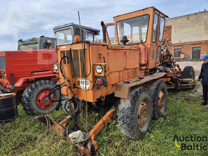 BGP-180 - Grader: foto 4 BGP-180 - Grader: foto 4