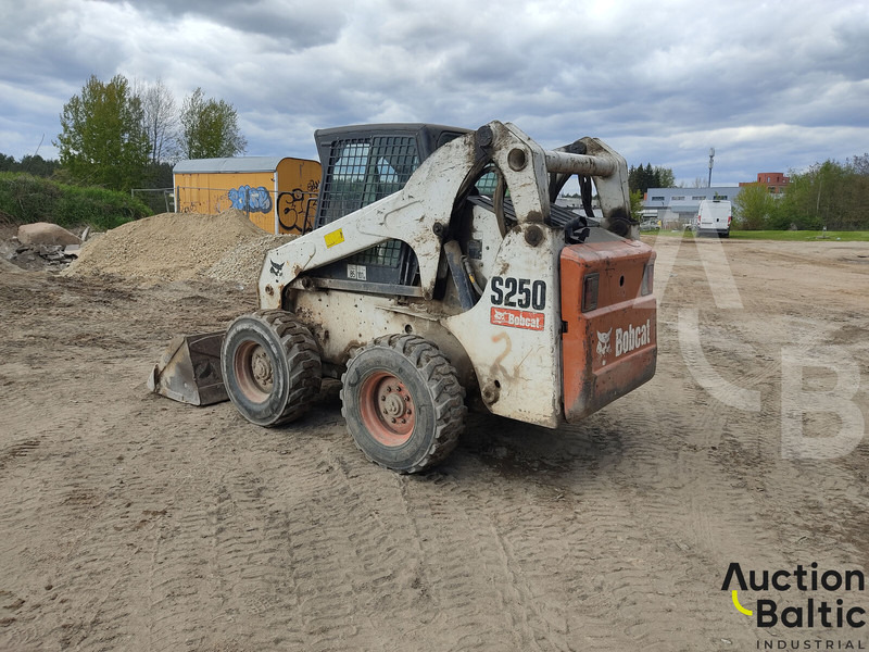 Bobcat S 250 - Minicargadora: foto 5 Bobcat S 250 - Minicargadora: foto 5