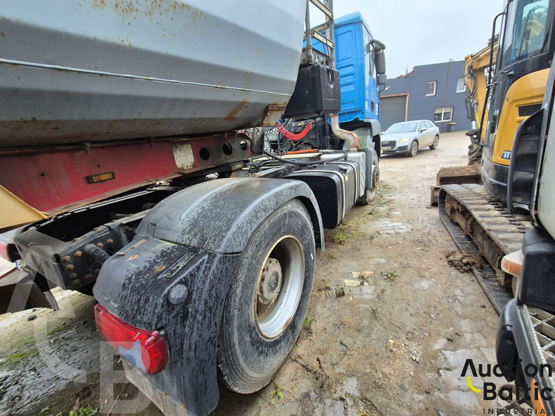 MAN TGA18.400 - Cabeza tractora: foto 4 MAN TGA18.400 - Cabeza tractora: foto 4