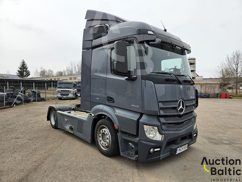 Mercedes-Benz Actros 1843 - Cabeza tractora: foto 1 Mercedes-Benz Actros 1843 - Cabeza tractora: foto 1