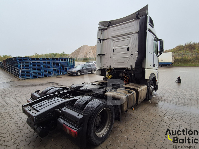 Mercedes-Benz Actros 1845 - Cabeza tractora: foto 4 Mercedes-Benz Actros 1845 - Cabeza tractora: foto 4