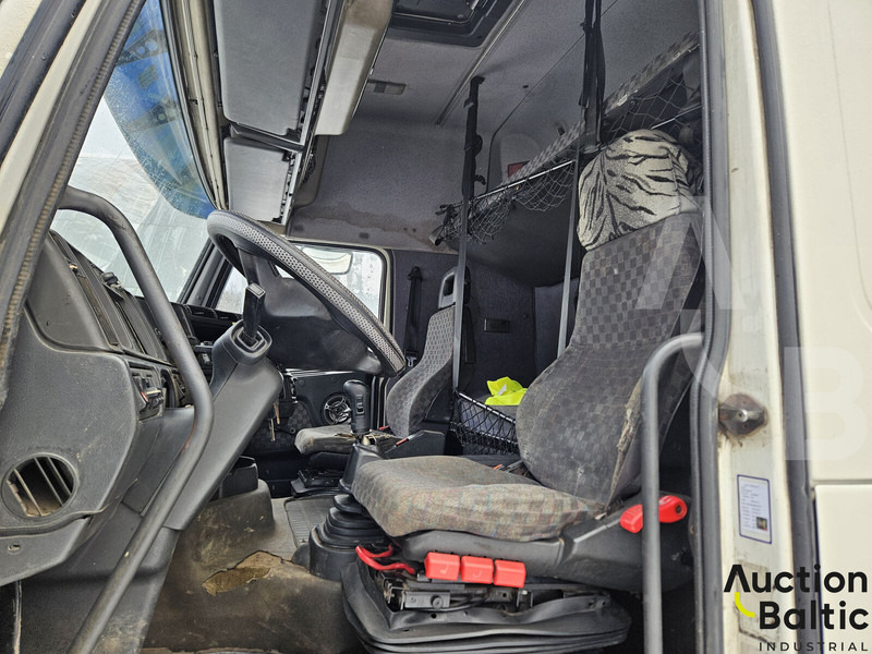 Volvo FH12 - Cabeza tractora: foto 5 Volvo FH12 - Cabeza tractora: foto 5