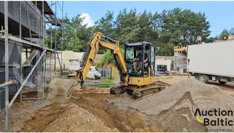 Caterpillar 303 CR - Miniexcavadora: foto 1 Caterpillar 303 CR - Miniexcavadora: foto 1