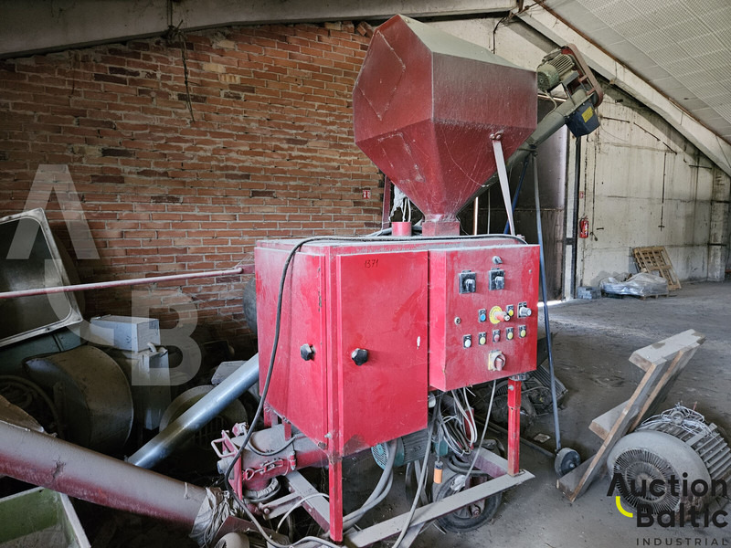 Ceres - Maquinaria ganadera: foto 1 Ceres - Maquinaria ganadera: foto 1