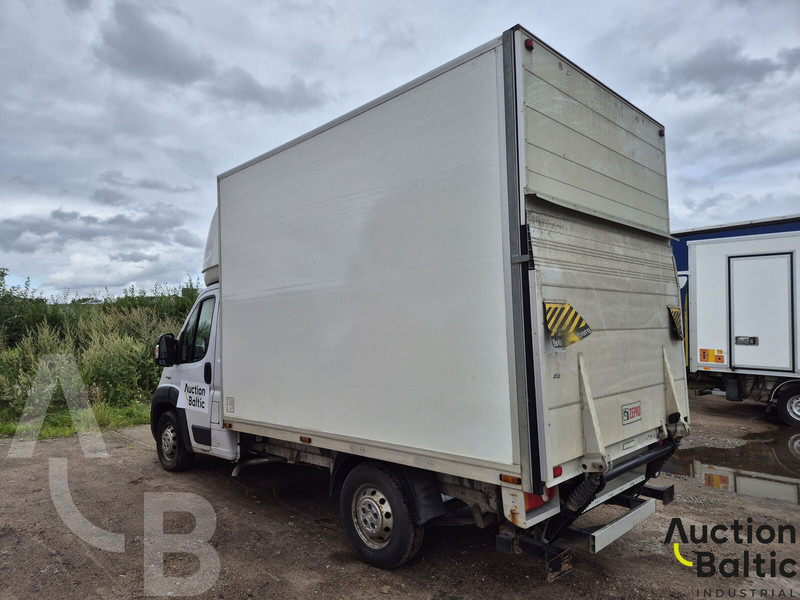 Fiat Ducato 250 - Furgoneta caja cerrada: foto 4 Fiat Ducato 250 - Furgoneta caja cerrada: foto 4