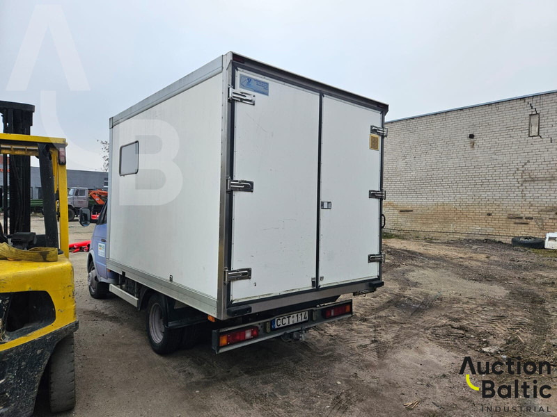 GAZ Gaz 3302 - Furgoneta caja cerrada: foto 3 GAZ Gaz 3302 - Furgoneta caja cerrada: foto 3