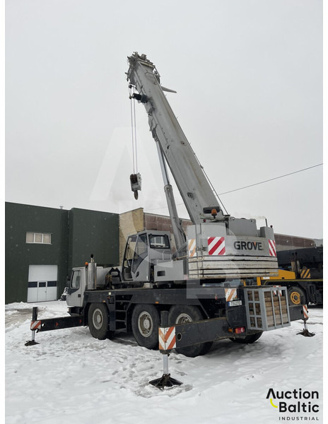 Grove GMK 3055 - Grúa para camión: foto 5 Grove GMK 3055 - Grúa para camión: foto 5