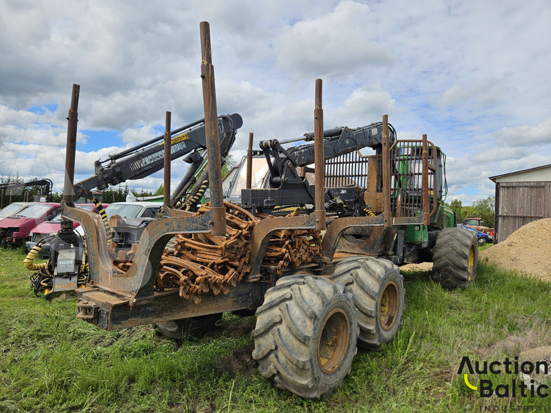 John Deere 1010 E - Remolque forestal: foto 3 John Deere 1010 E - Remolque forestal: foto 3