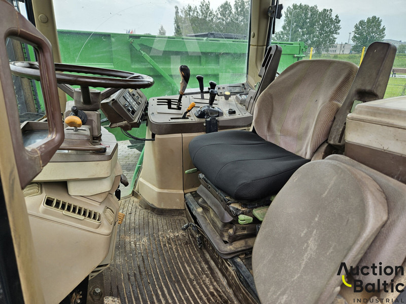 John Deere 6810 - Tractor: foto 5 John Deere 6810 - Tractor: foto 5