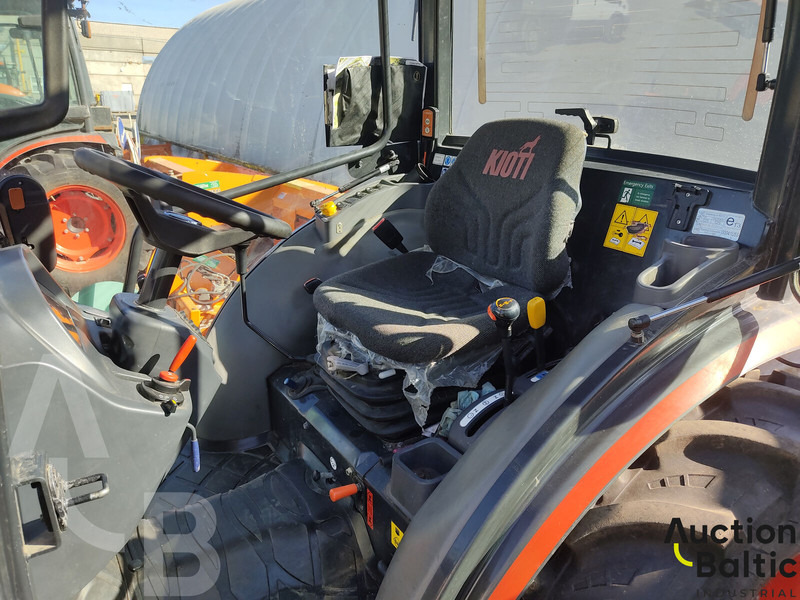 Tractor KIOTI CK 4030: foto 7
