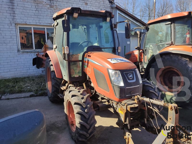KIOTI RX 7330 - Tractor: foto 1 KIOTI RX 7330 - Tractor: foto 1