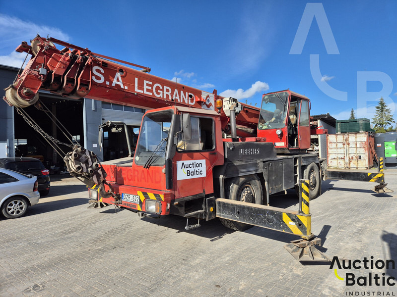 Liebherr UTM 526 - Grúa para camión: foto 1 Liebherr UTM 526 - Grúa para camión: foto 1