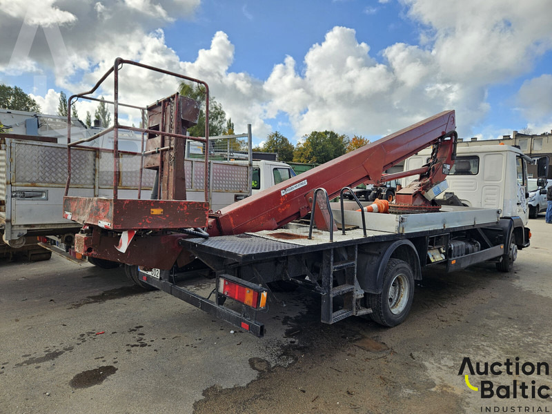 MAN 8.103 - Camión con plataforma elevadora: foto 3 MAN 8.103 - Camión con plataforma elevadora: foto 3