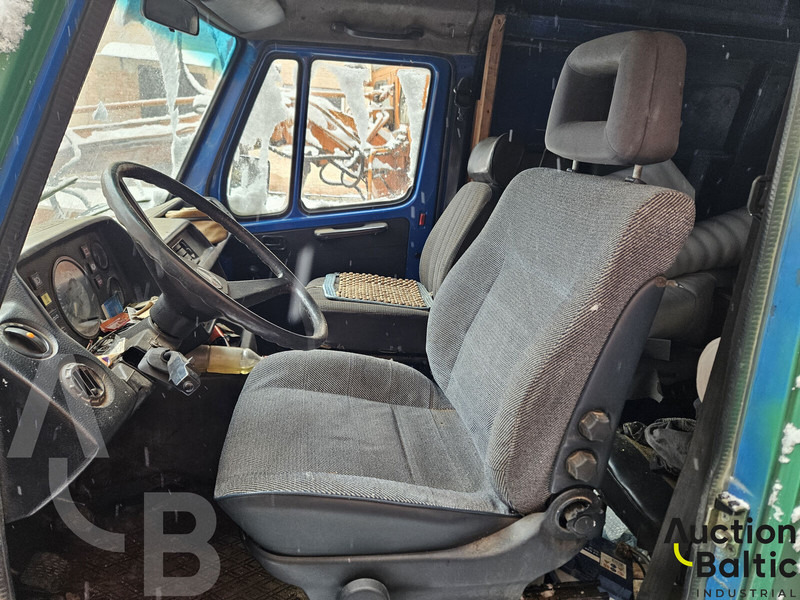 Mercedes-Benz 207D - Furgoneta pequeña: foto 5 Mercedes-Benz 207D - Furgoneta pequeña: foto 5