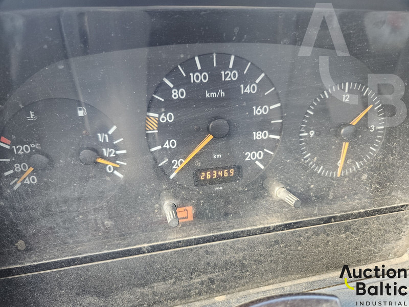Mercedes-Benz 408 - Caja abierta furgoneta: foto 5 Mercedes-Benz 408 - Caja abierta furgoneta: foto 5