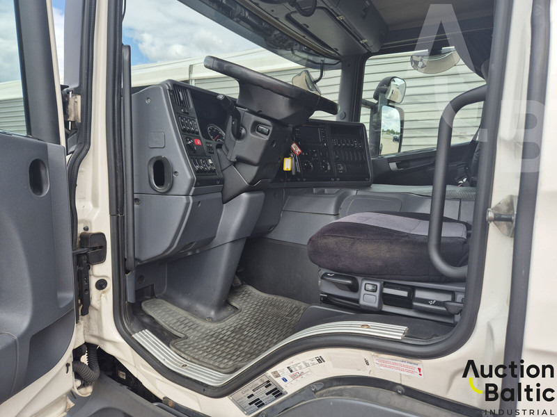 Scania P 450 - Camión chasis: foto 5 Scania P 450 - Camión chasis: foto 5