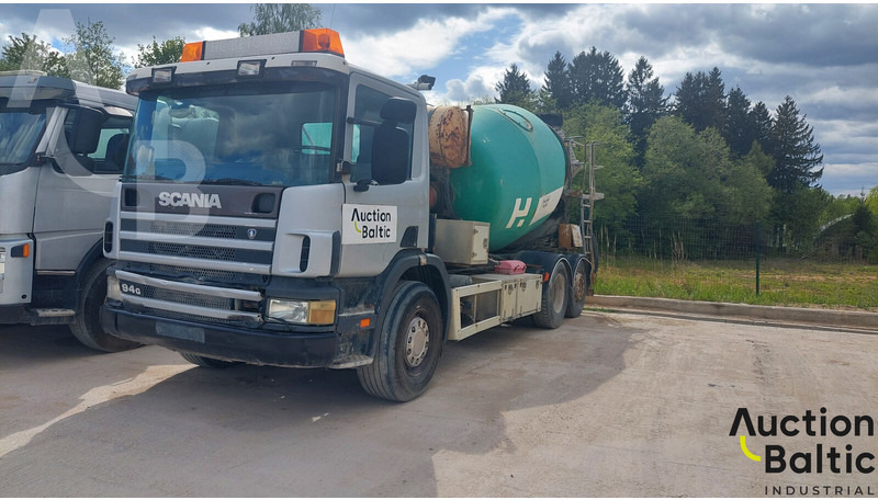 Scania P 94 GB - Camión hormigonera: foto 1 Scania P 94 GB - Camión hormigonera: foto 1